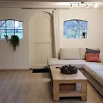 Holiday home Het Zwaluwnest 69