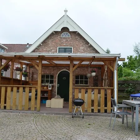 Het Zwaluwnest 69 Vakantiehuis Giessenburg