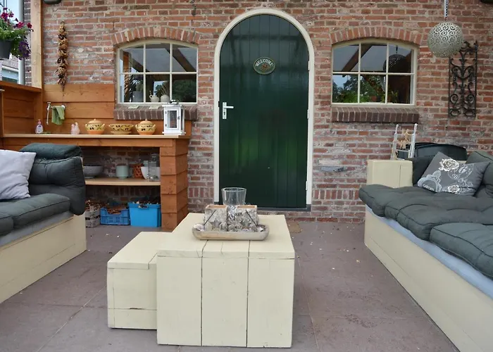 Het Zwaluwnest 69 * Giessenburg